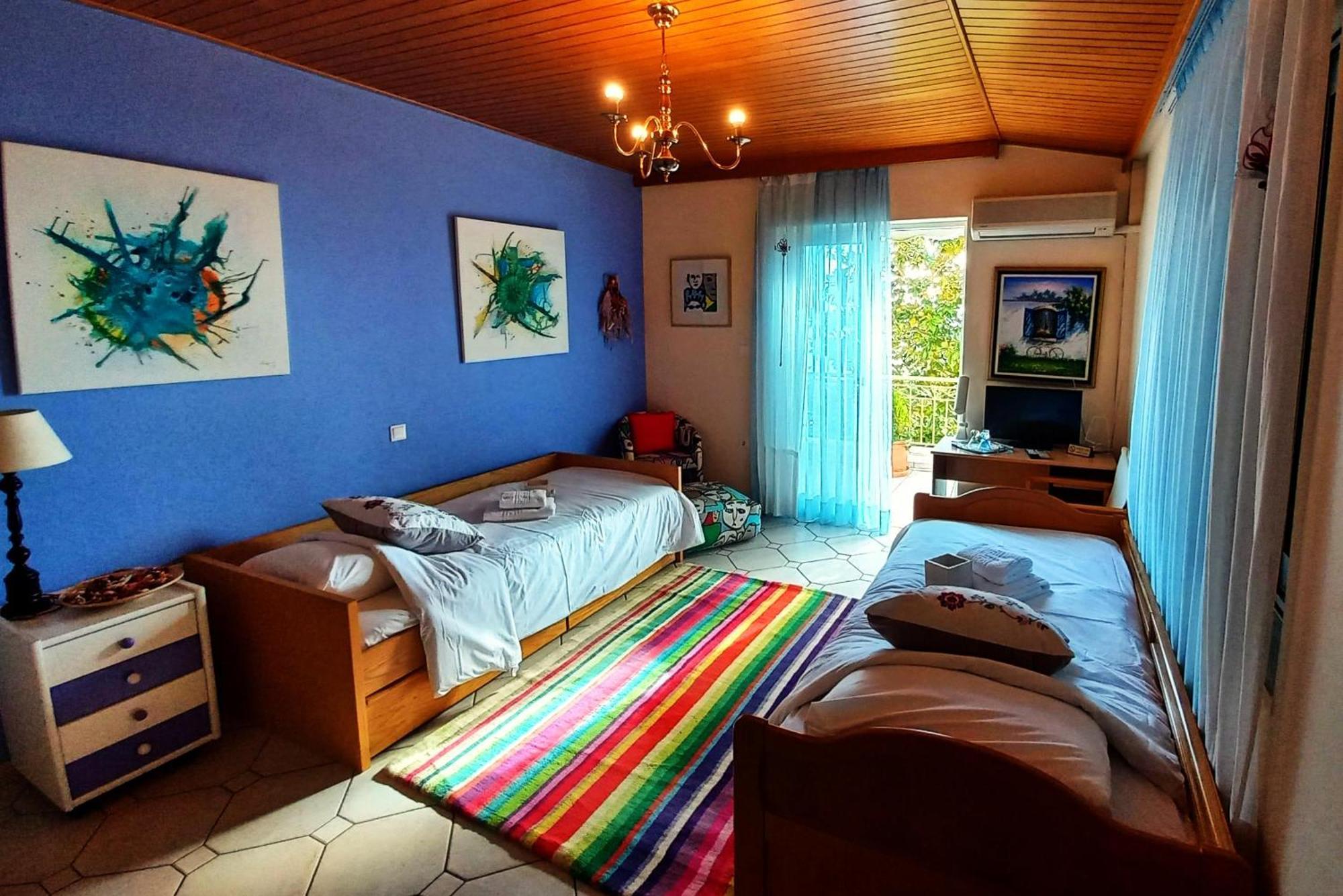 Villa "Eva" - Entire Beachfront Holiday Home - 4S Agia Marina (Attica) Exterior foto