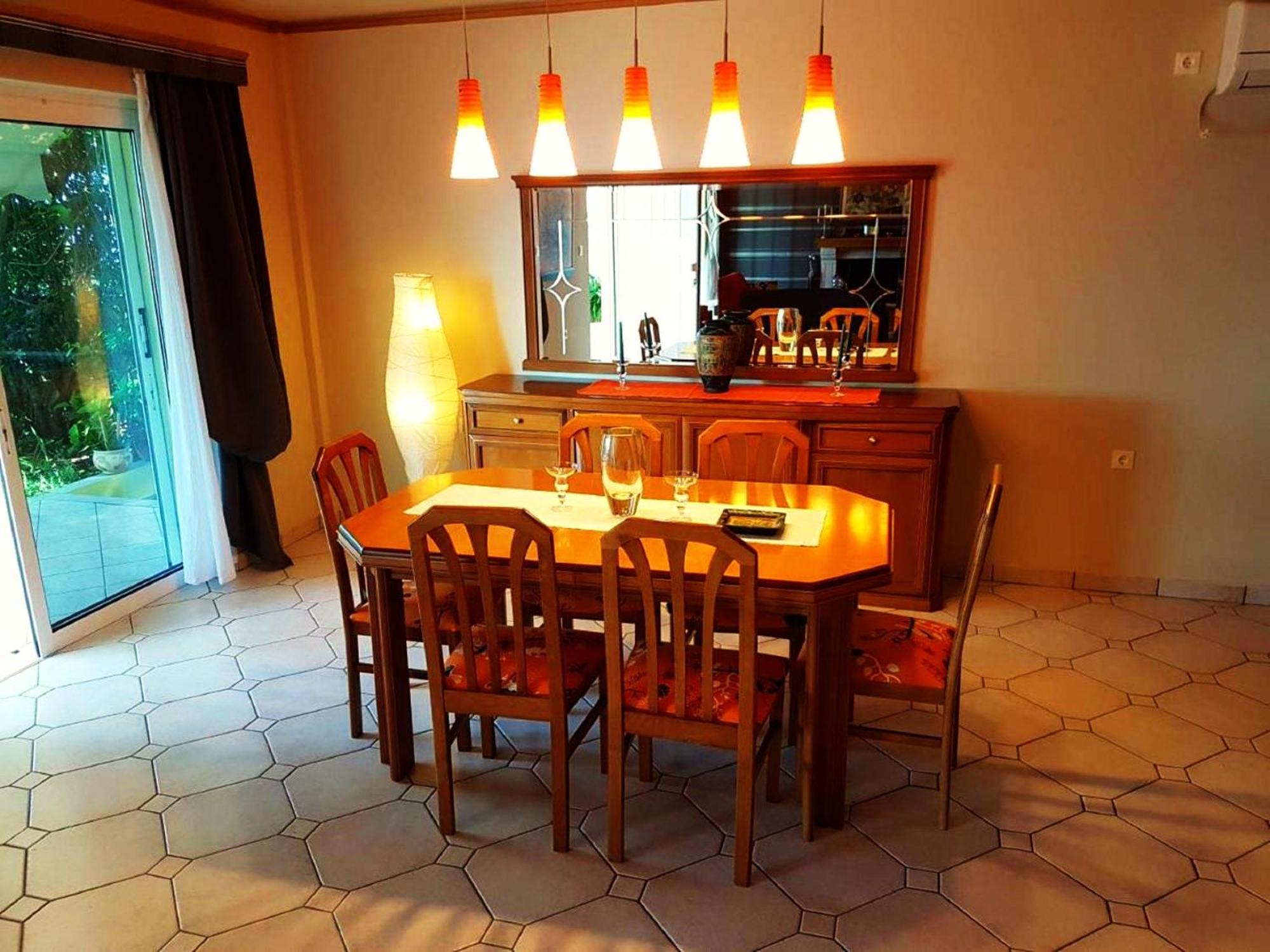 Villa "Eva" - Entire Beachfront Holiday Home - 4S Agia Marina (Attica) Exterior foto